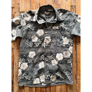 Island Tropics Button Down Shirt M (12-14) Black White Dragon Print Hawai